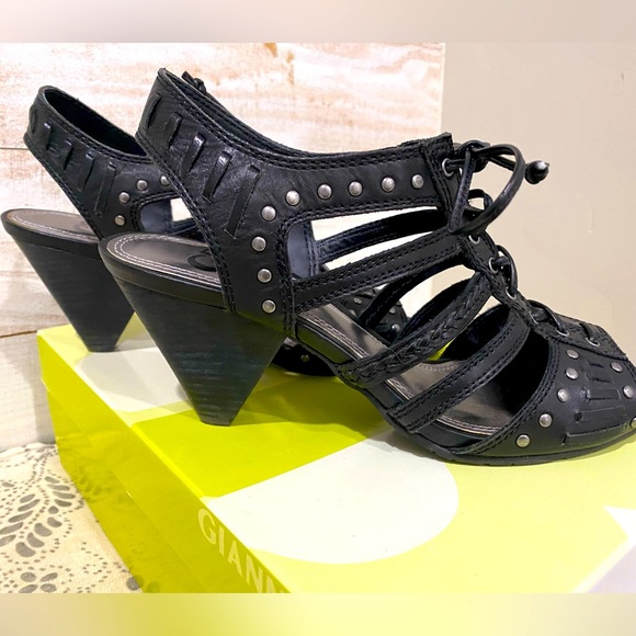 EUC Gianni Bini Gear Up Black Leather heels size 9 🖤 - Picture 6 of 7